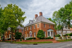 House 10
