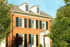 House 32
