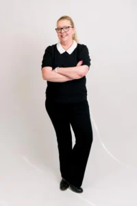 Head shot of Sue Milne